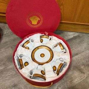 Versace Medusa Wing Handle Tea Cups W/ Saucers In Versace Box!